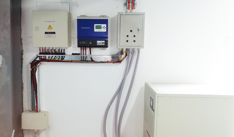 السيد ديفيد هيرنانديز، من المكسيك